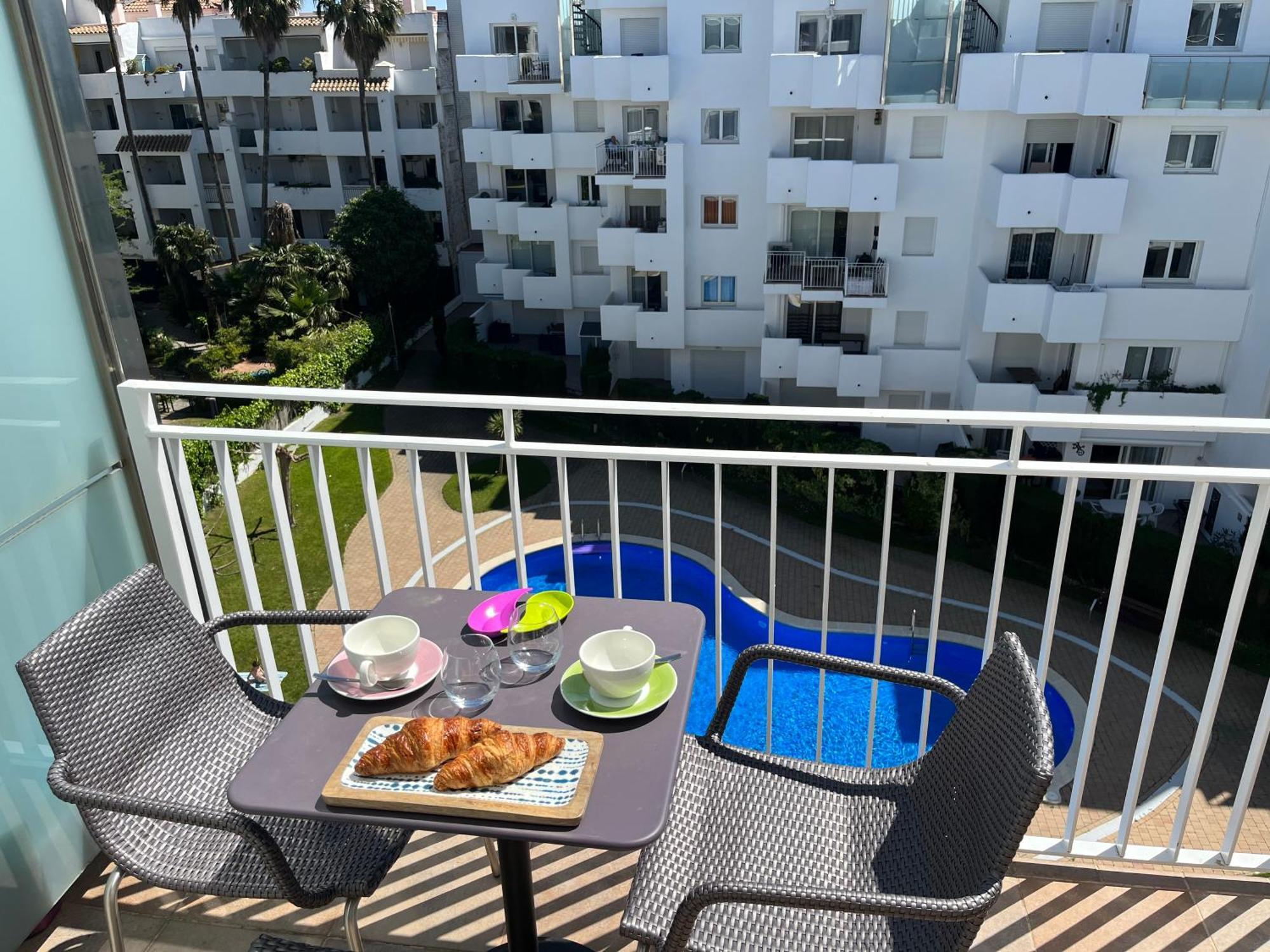 Appartement Avec Terrasse Sur Le Toit Vue Mer Roses Exterior foto
